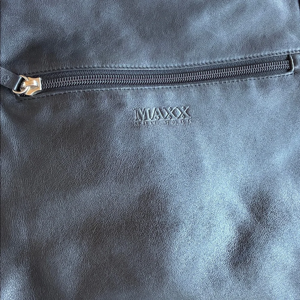 Maxx New York Black Leather Messenger Bag